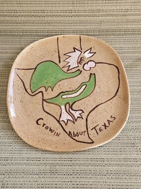 Handcrafted Green Crowin About Texas Ceramic Decorative Plate tlc